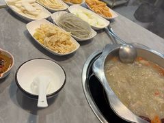 -光头药膳鸡(莱茵小镇店)