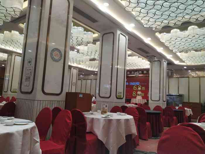 圣丰城酒家(盐田广富店)-"从人流量看,就知道圣丰城综合评价比较高了.