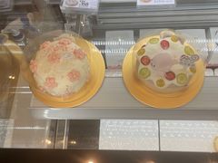 -花花卷卷·鲜食蛋糕(静安久光百货店)
