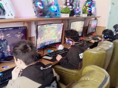 -栈逗电竞馆•电竞酒店(萧山旺角城店)