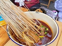 -拈签一笑黄牛肉辣卤串串