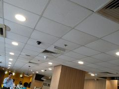 -麦当劳(湛江大厦店)