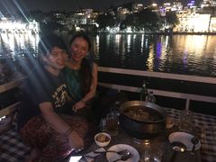 -Lake Shore Hotel & Restaurant