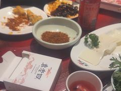-袁老四老火锅(盘龙城店)