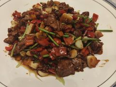辣炒鲜黄牛肉-聚鑫阁江浙菜·非遗传承技艺(闵行交大店)