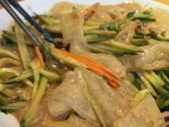 -关东小磨东北菜(上海长风大悦城店)