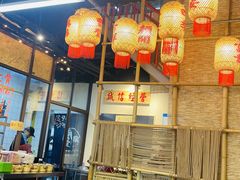 -丽丽三鲜螺蛳粉(田林路店)