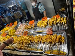 -席娜卡琳火车铁道夜市