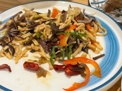 -小厨子私房菜·云南美食店