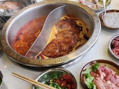 -憨铁匠老火锅(龙岗万科里店)