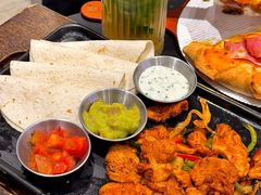 -必胜客(大悦城店)