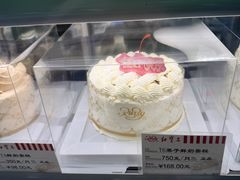 -红宝石·鲜奶小方·海派西点房(控江店)