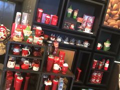 零售区-星巴克臻选(广州高德置地秋广场店)