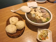 -金莹丸子汤清真(朝外SOHO店)