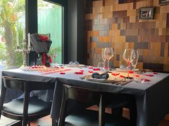 -弦月窗LUNETTE BY AMANDA(复兴路店)