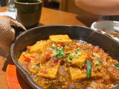 蒜香火腿包浆豆腐-云海肴·汽锅鸡·云南菜(苏州中心店)