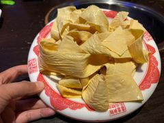 石屏县外婆手工豆腐皮-水巷子·巴掌腰片重庆火锅(云纺店)