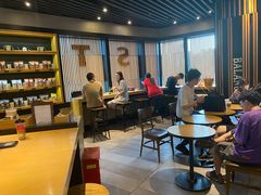 用餐区-星巴克(来福士2F店)