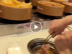 -龍歌自助小火锅(市南金茂湾店)
