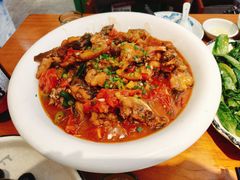 -梁姐啤酒鱼(兴坪古镇店)