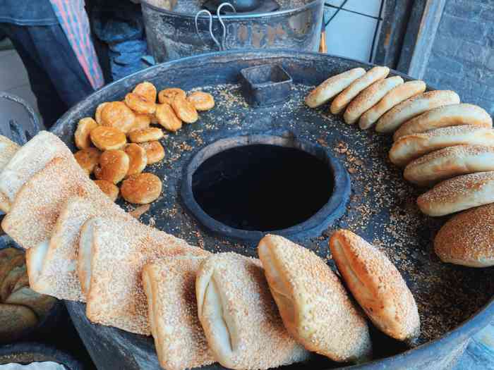 皮市街端荣烧饼图片