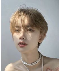 -藤野造型烫发染发