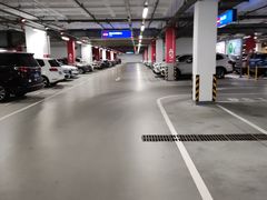 -宜家家居（上海徐汇商场店）-停车场