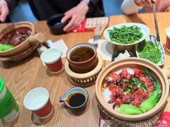 -煲仔皇腊味煲仔饭(经四万达店)