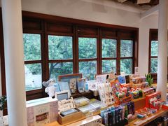 -猫的天空之城概念书店(苏州平江店)