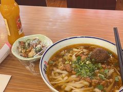 -顺溜·手工刀削面·黑金店(铜锣湾店)