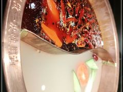 -山城鼎重庆老火锅(西安钟楼店)
