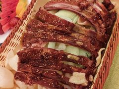 呼伦贝尔烤羊排-西北人家莜面村(建设店)