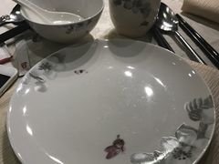 -鸿星海鲜酒家(格兰中心店)