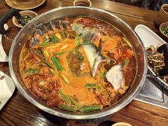-亮欢寨酸汤鱼(沙冲路店)