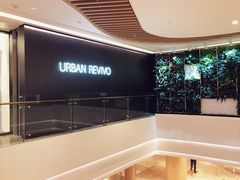 -URBAN REVIVO(高德置地广场·春广场店)