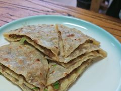 -溢心园香河肉饼总店