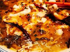 招牌酸菜鱼-老头儿油爆虾(胜利河美食街店)