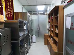 -美联众合动物医院(唯恩分院)