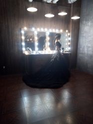 化妆师帮我拍的~花絮~不是成片哦~-THE QUEEN(北京店)