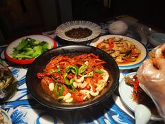 -川流不息·地道川菜·小龙虾(新松江路店)
