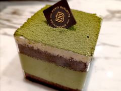 -巴黎贝甜(华堂新辰汇店)