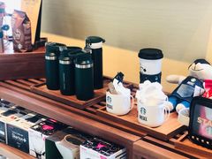 零售区-星巴克(郑州普罗旺世店)