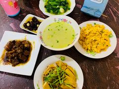 -小鱼草莓采摘园农家乐·小鱼餐厅
