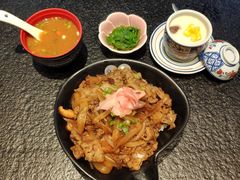 日式小牛盖饭定食-东京爱上大连(中央大道店)