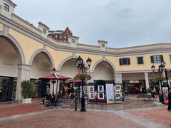 -佛罗伦萨小镇广佛名品奥特莱斯(疏港路店)