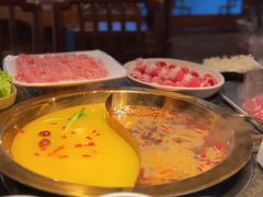 -小天鹅火锅·一线江景洪鼎旗舰店(洪崖洞店)
