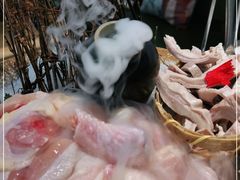 -洪氏嗨捞·猪肚鸡火锅(阳光天地店)