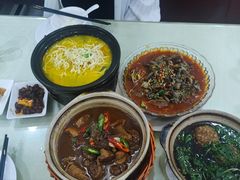 -粮食酒店