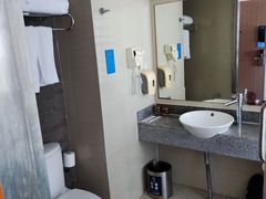 -上海南汇嘴大堤酒店