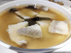 -老人和饭店(淮海中路店)